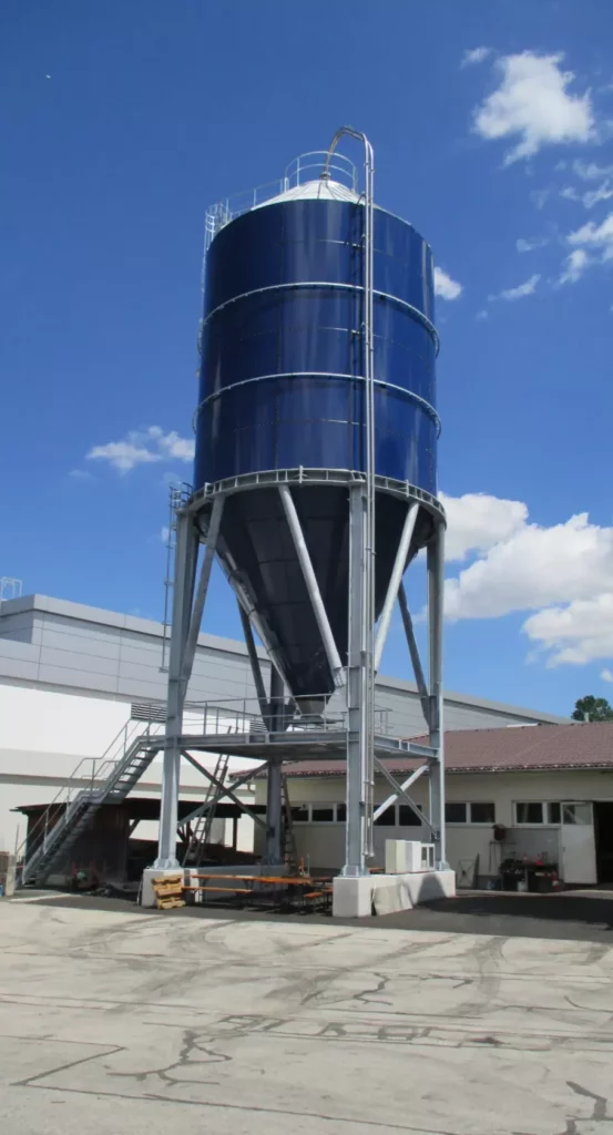 Silos per sale 3 Silos per sale svg+xml;charset=utf