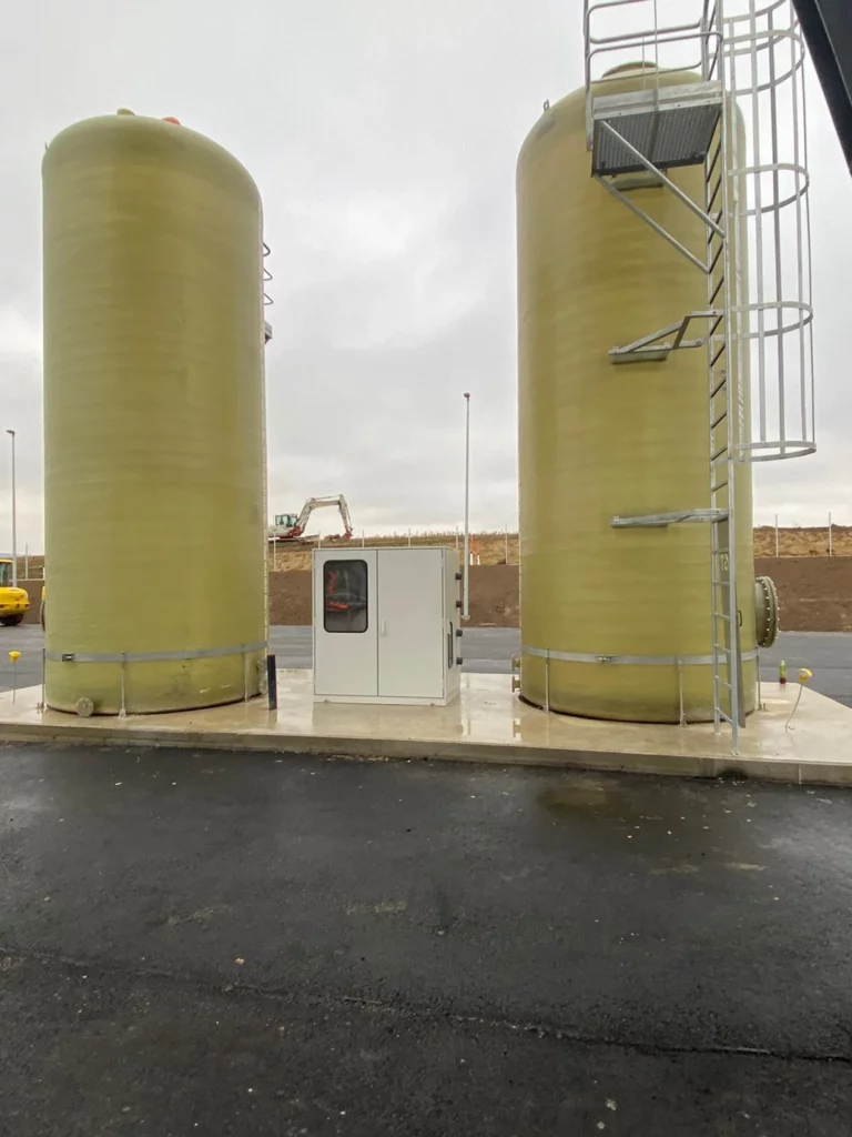 Silos per sale 2 Silos per sale svg+xml;charset=utf